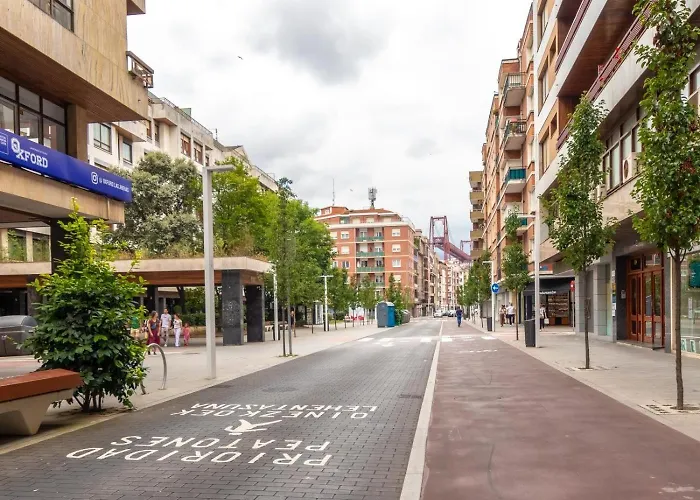 Bright In Arenas Las Arenas (Getxo)