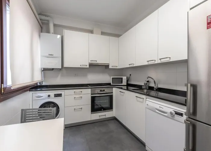 Bright In Arenas Las Arenas (Getxo)